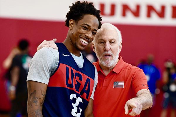 国足U22战乌兹别克首发站位：阵型4-4-2，蒯纪闻搭档朱鹏宇