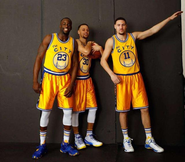 费城费城人王牌哈勒戴在 2010 年季后赛面对红人投出无安打，震惊全美