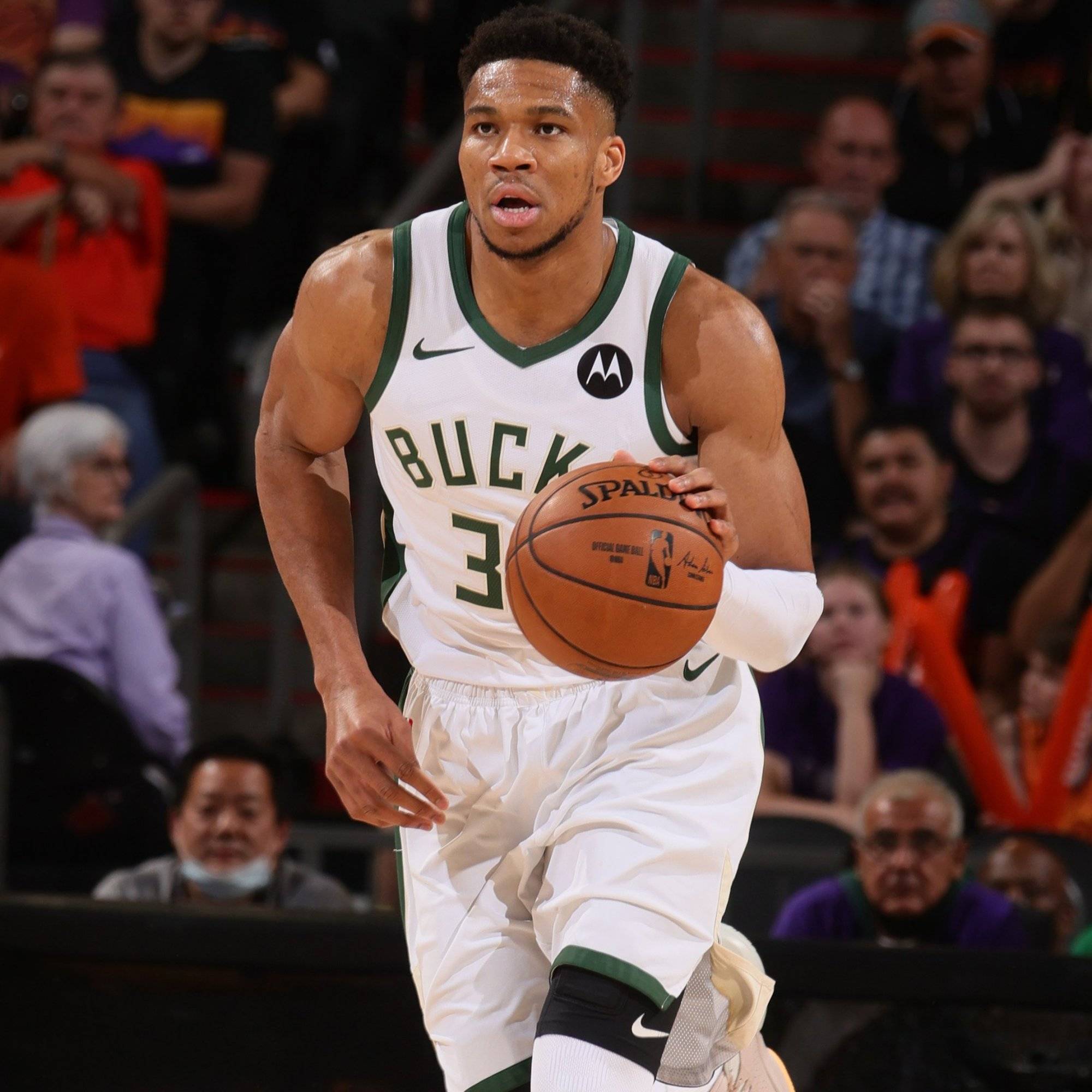 球队反超比分成功，逆转经典重演